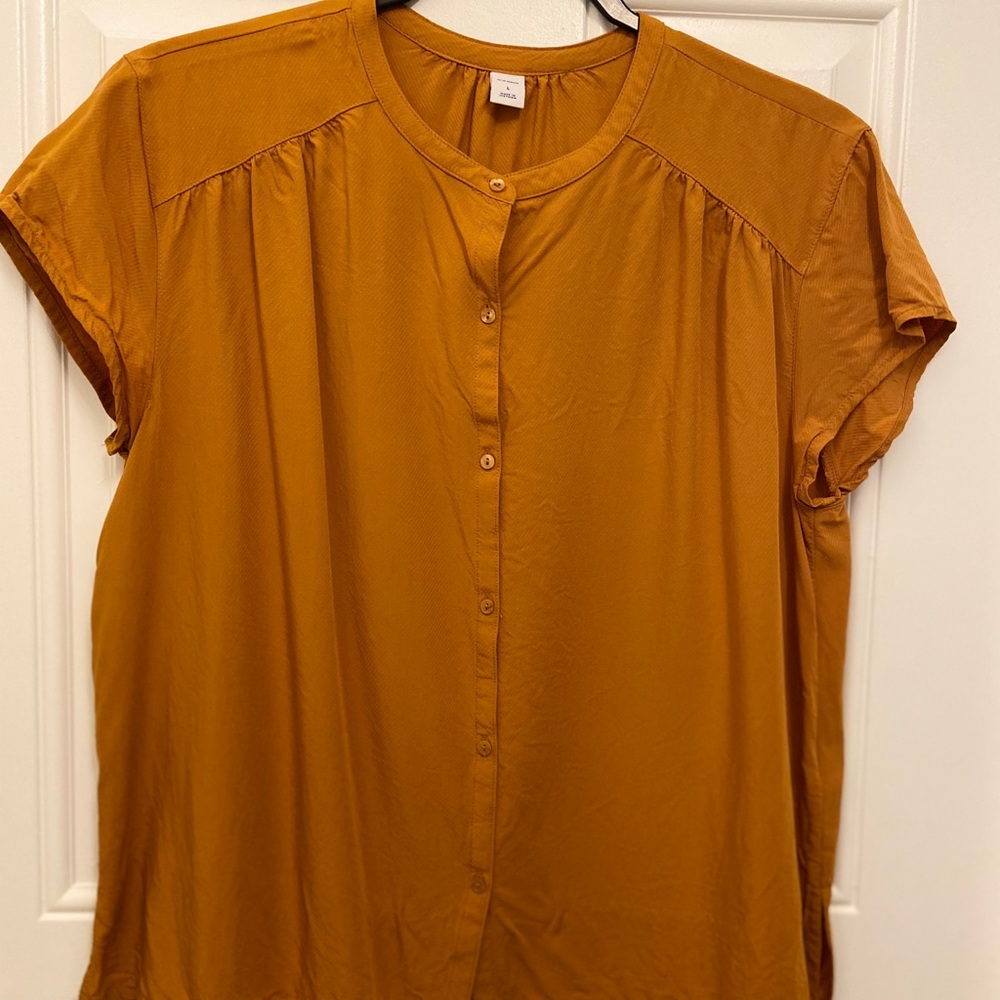 Women’s Blouse